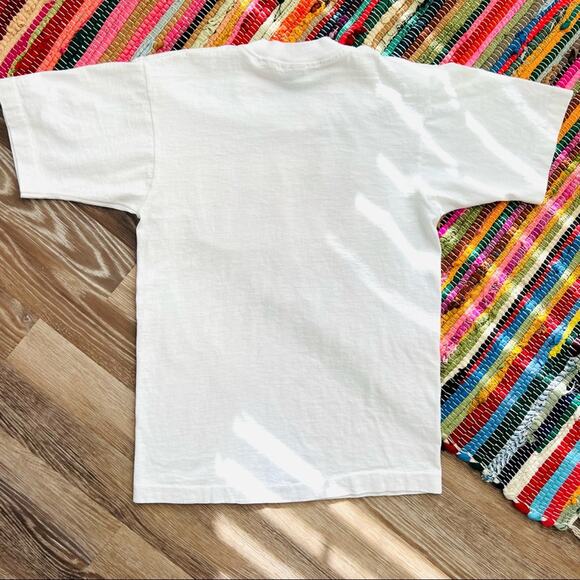 Vintage 80s 90s Single Stitch Hawaii Embroidered Fruit of the Loom Tee Shirt - Picture 9 of 10